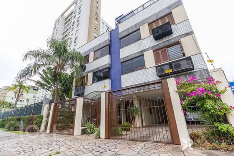 Image 27 - 243775